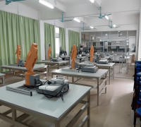 <b>办事区域经济成长需</b>